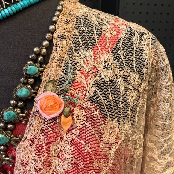 VINTAGE CREAM LACE BOLERO STYLE S/S JACKET - Picture 4 of 8